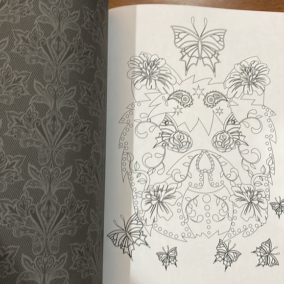 2 Coloring Books Dazzling Dogs & Dog Sugar Skull - Picture 8 of 10